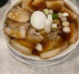 <span  佐とう」で味わう特盛チャーシューの衝撃</span>